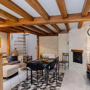 La Cour De Appartement